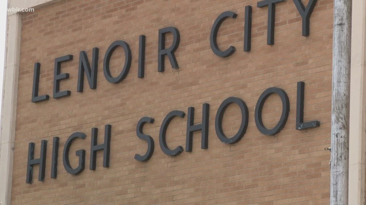 LCPD: Police investigating active shooter threat at Lenoir City High