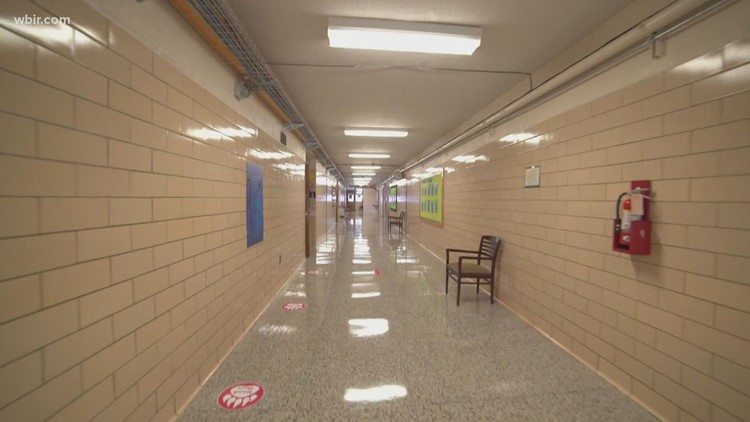 Parents and students react to Knox County Schools being closed on Monday