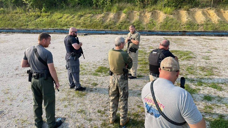 Roane Co. school resource officers go through firearm training for start of school