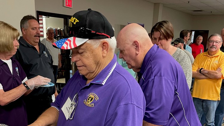 Breakfast at Elk Lodge honors veterans during National Purple Heart Day
