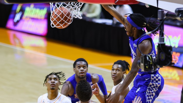 Kentucky blows out no. 19 Tennessee in Knoxville Kentucky blows out no. 19 Tennessee in Knoxville