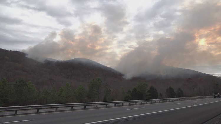 Where are wildfires burning in East Tennessee?