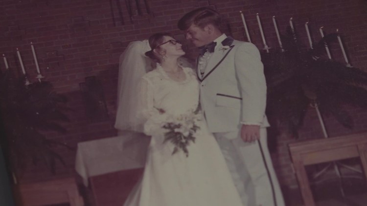 Family remembers Knoxville woman who died in Oak Island Family remembers Knoxville woman who died in Oak Island