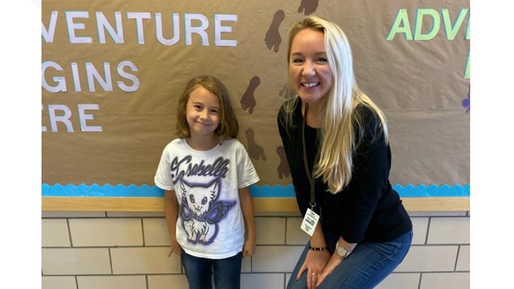 Live A Little: Meet Isabella and Lindsey