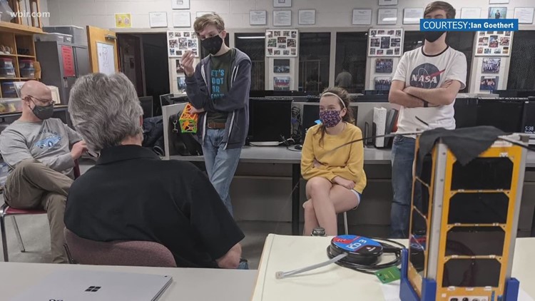 Robertsville Middle School students prepare for satellite launch
