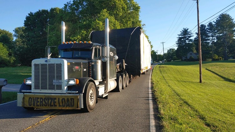 BCSO: Portion of Sevierville Rd. reopens after tractor-trailer entangled in telephone wire