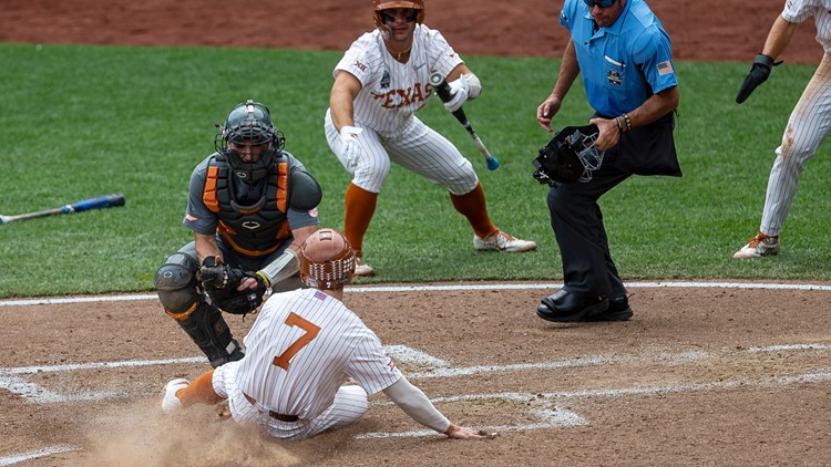 Tennessee falls to Texas 8-4, eliminated from College World Series
