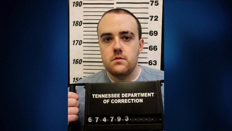Murderer escapes prison in Tennessee, 'should be considered dangerous'