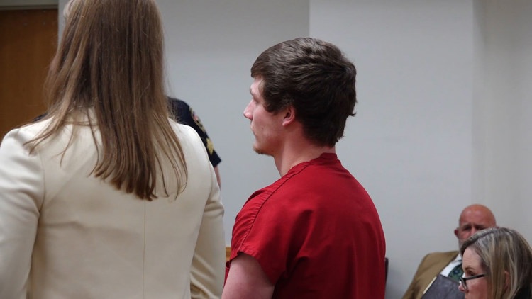 Lenoir City man pleads guilty in connection with 2025 crash that killed Blount County deputy