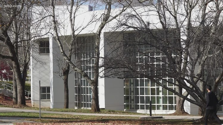 Pellissippi College urges people to contact authorities amid rise in robocalls