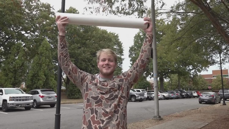 Vol fans takes goalposts to celebrate only to be left with pieces