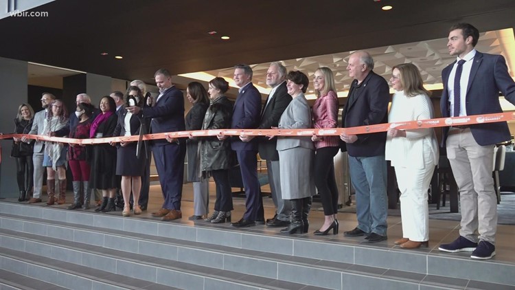 Marriott Hotel hailed as another addition to growing downtown Knoxville tourism, business scene