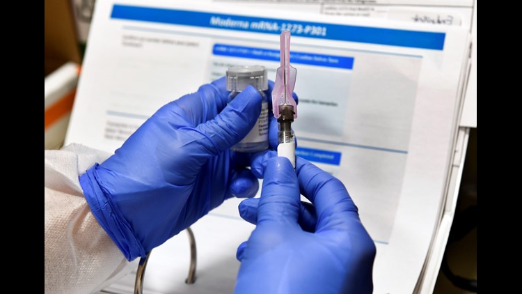 Moderna asking US, European regulators to allow emergency use of its COVID-19 vaccine