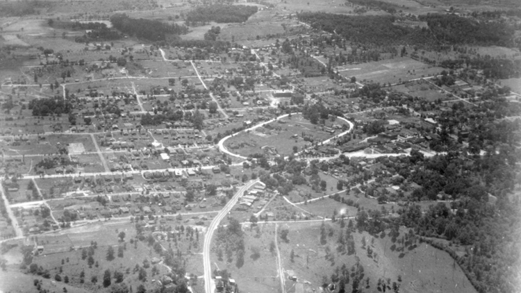 A Legacy of Community: The History of East Knoxville