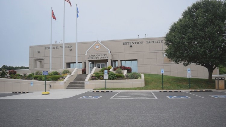 Knox County correctional officer undergoes surgery after attack at detention facility