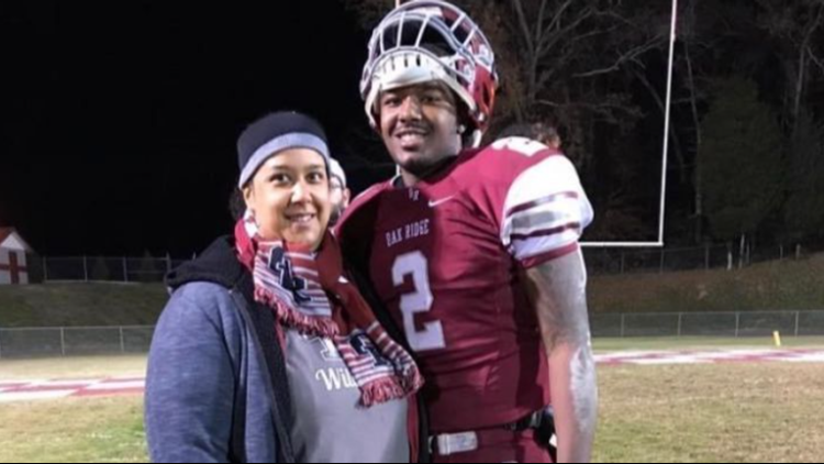Oak Ridge rallies around former football player