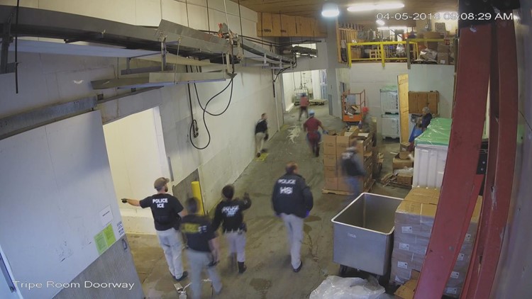 Judge gives final approval to settlement in 2018 Grainger Co. ICE raid lawsuit