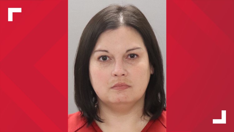 Former Knox Co. Government librarian indicted after investigation reveals she was paid over $100,000 for time not worked