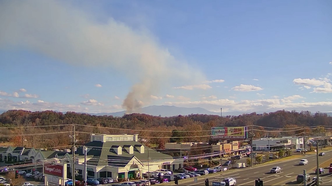 Wildfire in Pigeon near Dollywood Latest Updates