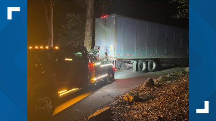 NPS reminds commercial drivers that Newfound Gap Road is closed to commercial vehicles, says violators will be fined