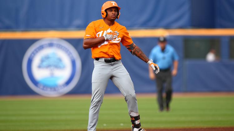 Tennessee headed to SEC Tournament Championship after beating Vanderbilt, 6-4