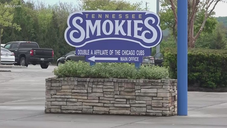 What happens to the baseball stadium in Kodak if the Tennessee Smokies leave?