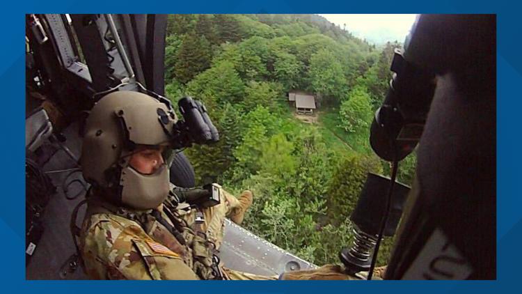 Tennessee National Guard rescues hiker experiencing cardiac distress in Smokies Tennessee National Guard rescues hiker experiencing cardiac distress in Smokies