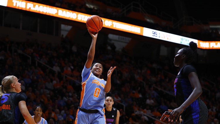 Tennessee comes from behind to beat Florida, 88-81