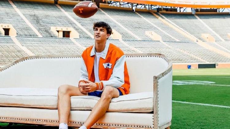 Five-star class of 2025 QB George MacIntyre commits to Tennessee