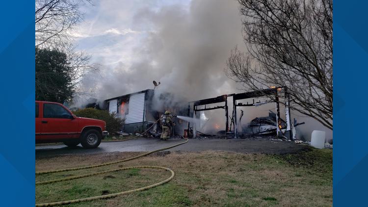 Rural Metro: Everyone safe, including pets, after house fire in Powell Rural Metro: Everyone safe, including pets, after house fire in Powell
