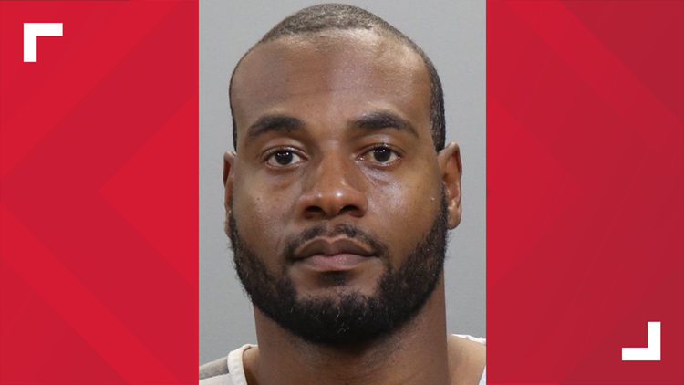 Jury weighs rape, battery charges against Knoxville man accused of grooming young girl Jury weighs rape, battery charges against Knoxville man accused of grooming young girl