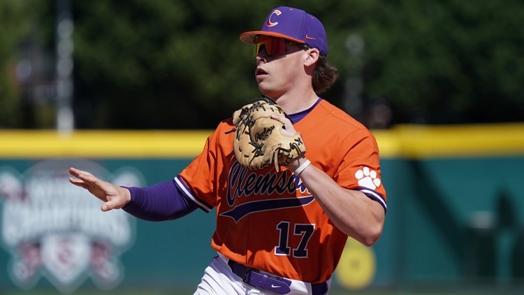 Tennessee baseball adds All-American, Clemson transfer Billy Amick