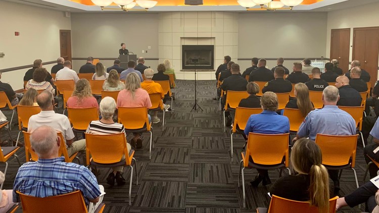 KPD graduates 80 people from Crisis Intervention Team training program