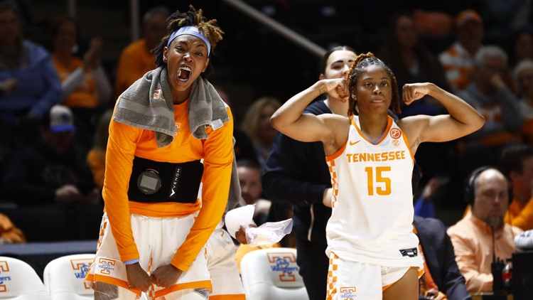 Lady Vols play No. 1 South Carolina on Thursday night