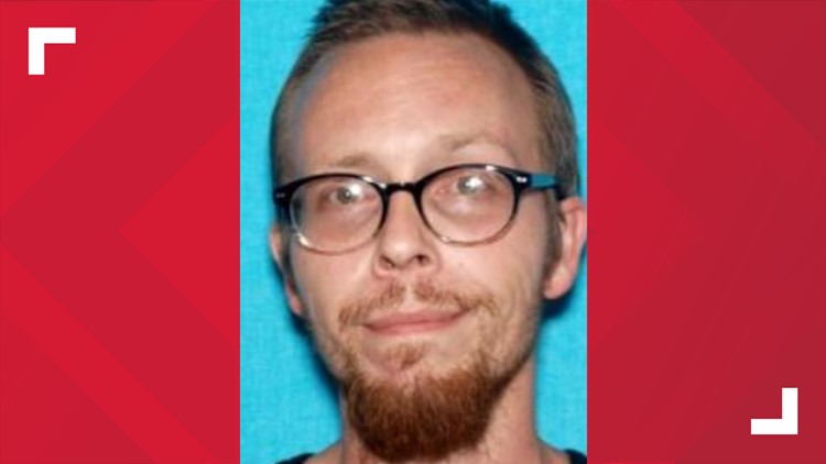 LCSO: Suspect armed with a machete after breaking into residence is in custody LCSO: Suspect armed with a machete after breaking into residence is in custody