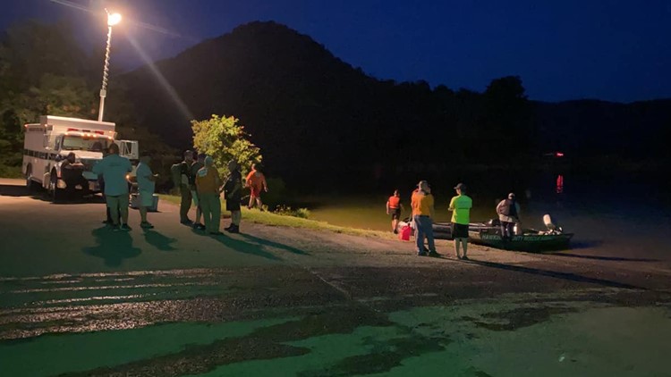 Hawkins County Rescue Squad searching Cherokee Lake for man as part of possible water rescue