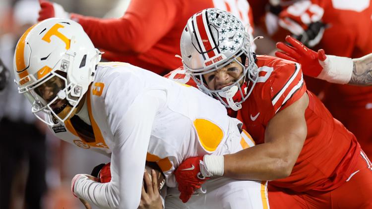 Tennessee falls to Ohio State in first round of College Football Playoff, 42-17