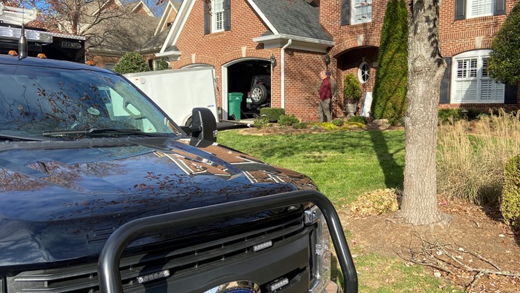 FBI arrives at Farragut home as part of IRS investigation FBI arrives at Farragut home as part of IRS investigation