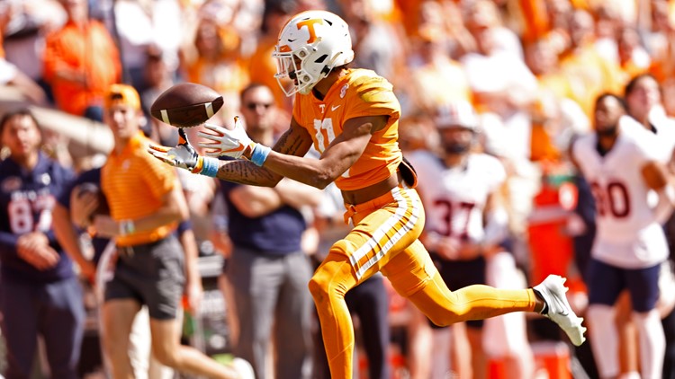 Tennessee stays put at No. 3 in latest AP Top 25 poll