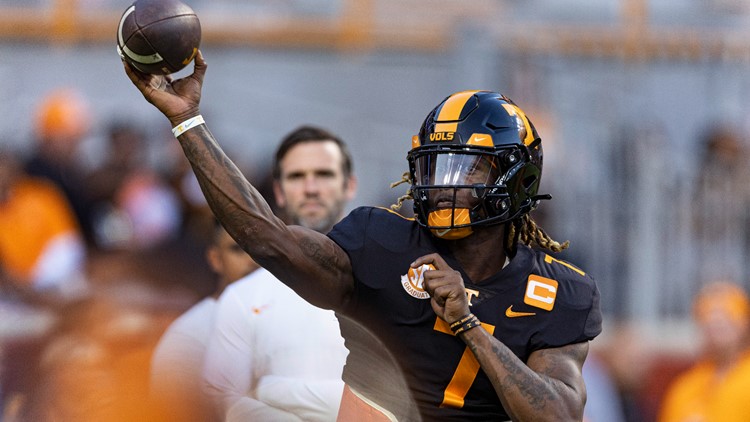 Tennessee football jumps three spots in the AP Top 25 poll