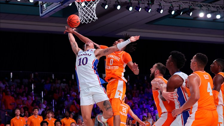 Vols basketball ranked No. 13 in AP Top 25 poll