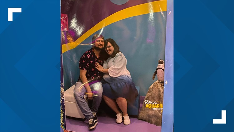 Gatlinburg brewery trying to reunite couple with engagement photos