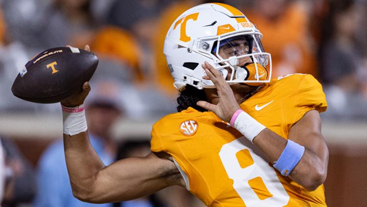Tennessee Football stays at No. 7 in the College Football Playoff rankings