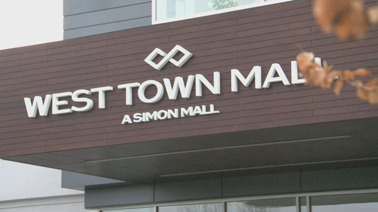 KPD investigating after shots fired in West Town Mall parking lot, no injuries reported KPD investigating after shots fired in West Town Mall parking lot, no injuries reported