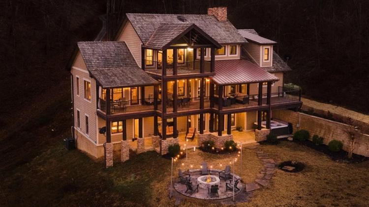 Feds want to forfeit homes, bank accounts, boats owned by pharmacy owners accused of fraud