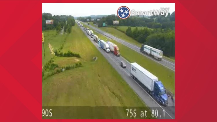 LCSO: I-75 South in Loudon County closed after fatal wreck