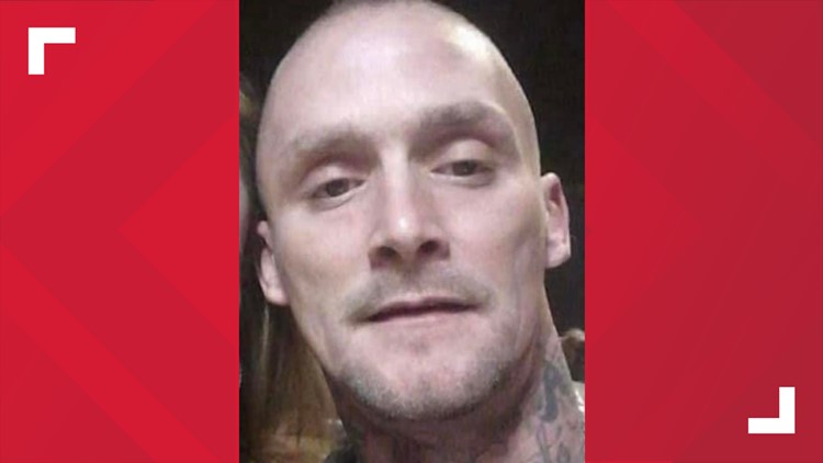 LCSO: Man found and taken into custody in Knox County after search after running from deputies