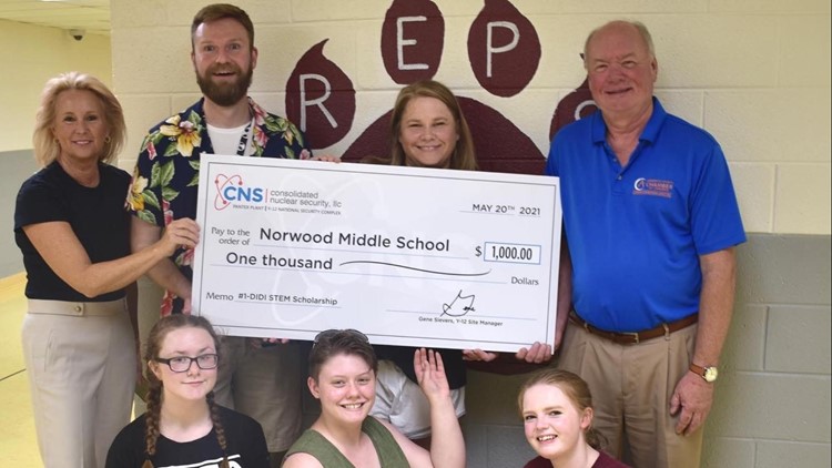 Norwood Middle School wins Anderson Co. competition teaching students about manufacturing jobs