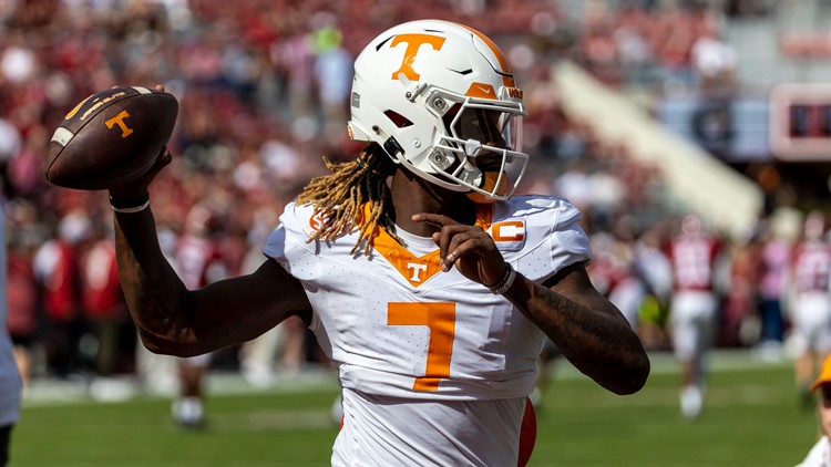 Tennessee falls on AP Top 25 poll to No. 21 Tennessee falls on AP Top 25 poll to No. 21