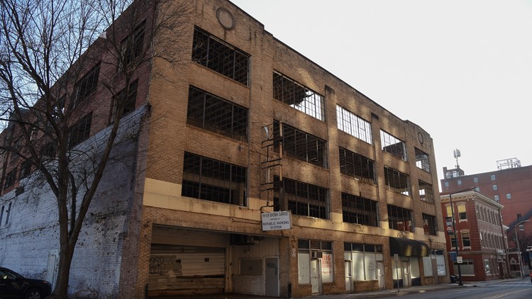 Abandoned Places: Pryor Brown Garage